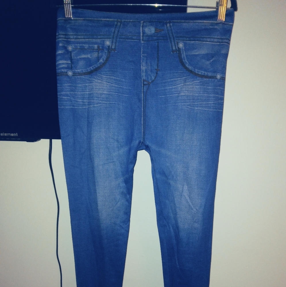 New blue leggings